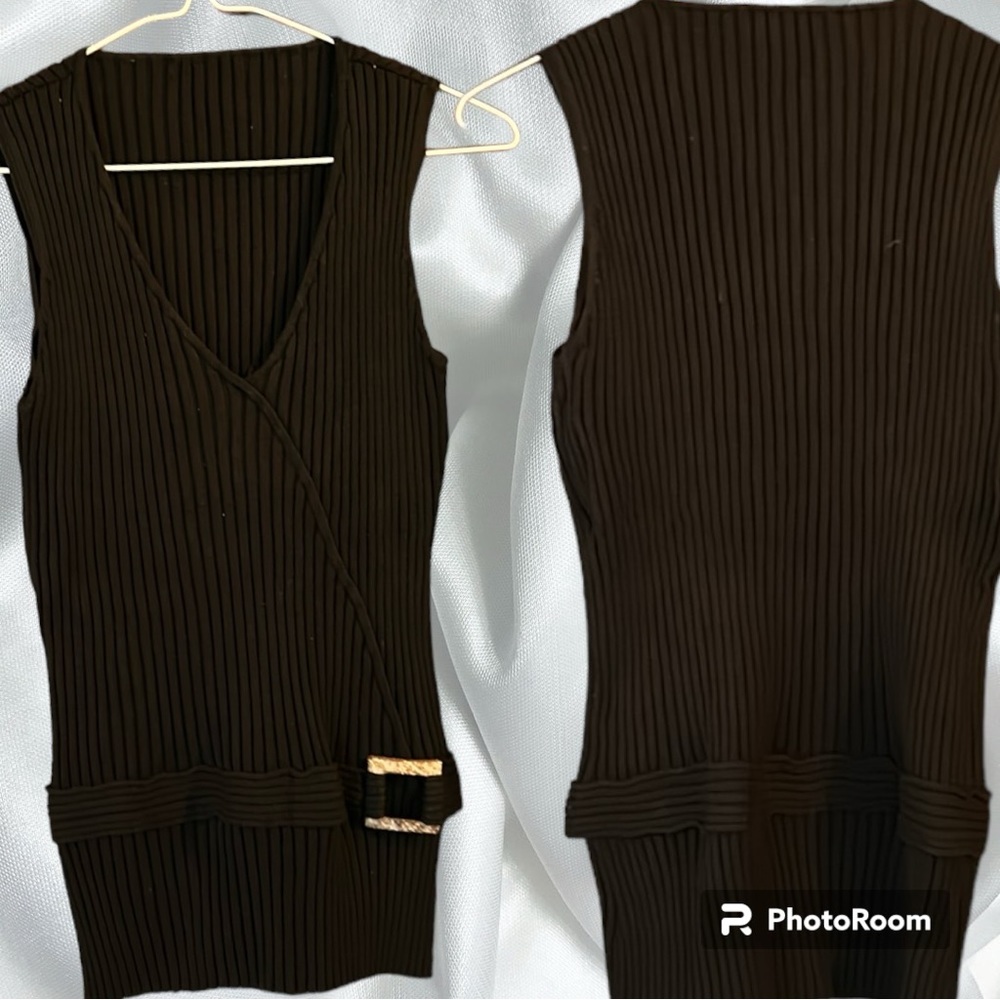 Elegant Black Ribbed Tank Top